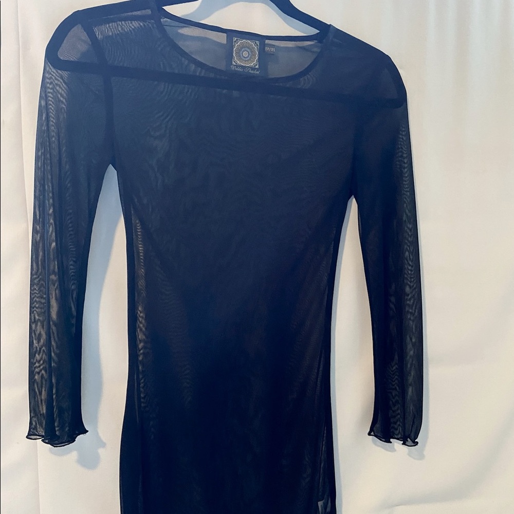 3/4 sleeve sheer netted tunic top - lettuce hem on arms & shirt bottom.